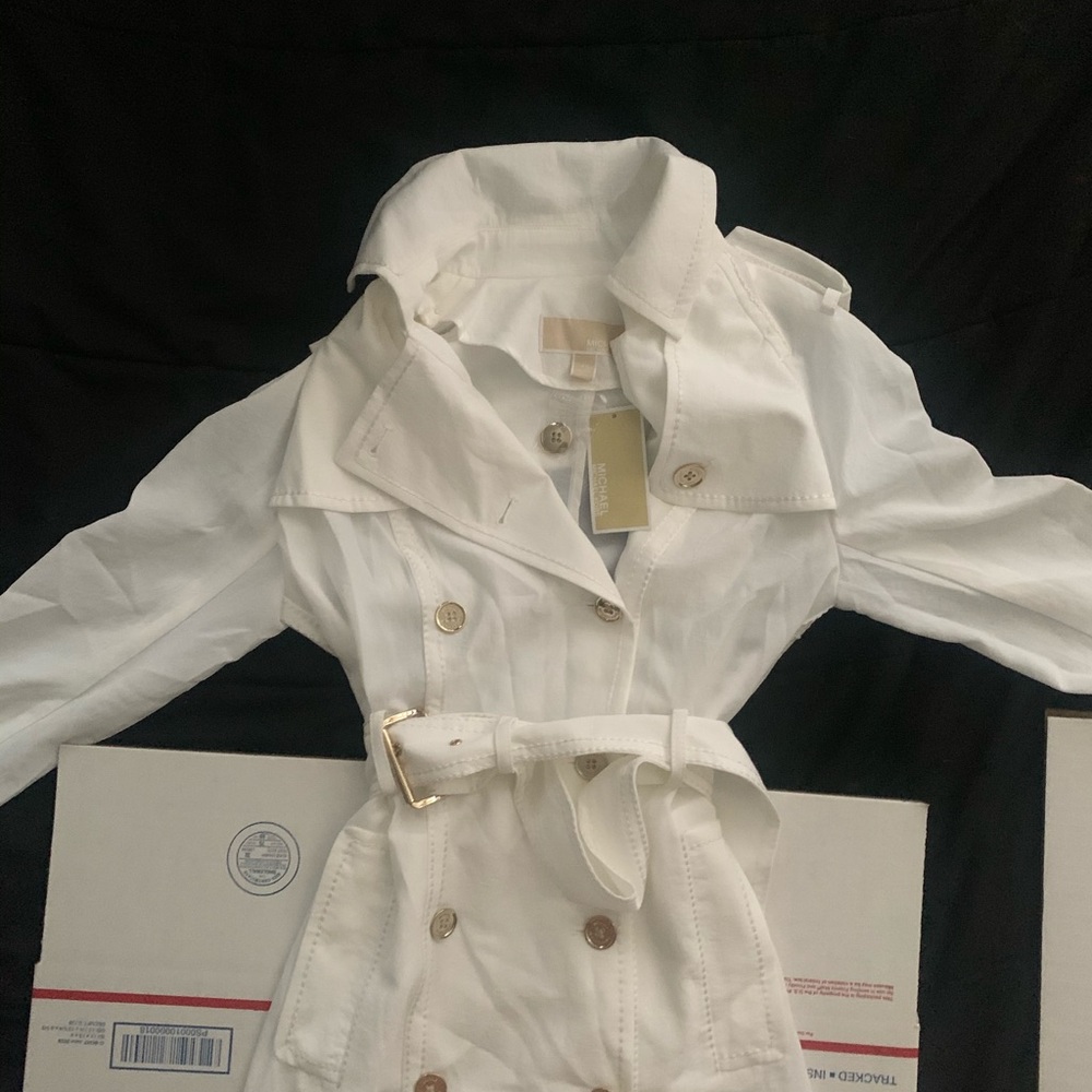 New Michael Kors Trench Light weight Trench Coat
